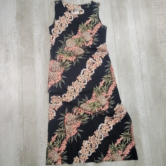 Hilo Hattie Dresses & Skirts - Vintage Tropical Hawaiian Midi Dress Size Medium